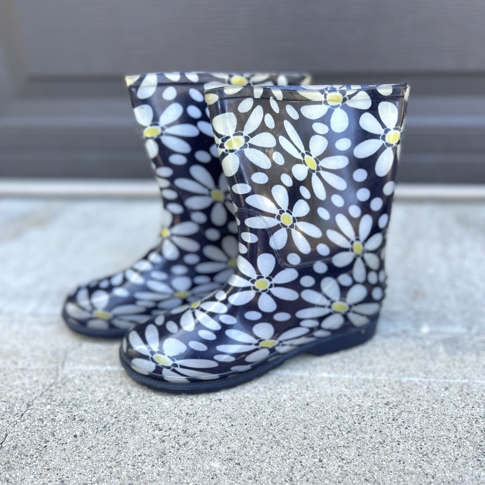 Kids Floral Rain Boots - Navy and White Sz 1
